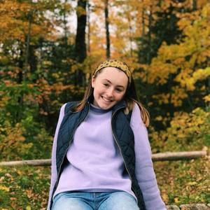 Meet your Posher, Julia